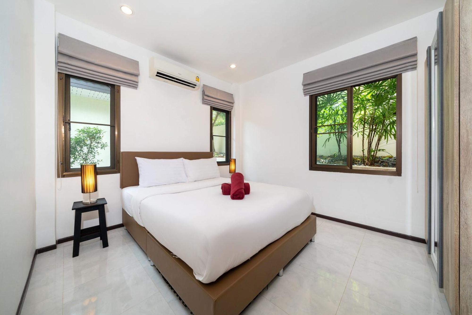 Oxavia Garden Oasis In Nai Harn - Your Private Tropical Garden With 3 Cabins And Jacuzzi Rawai Exterior photo