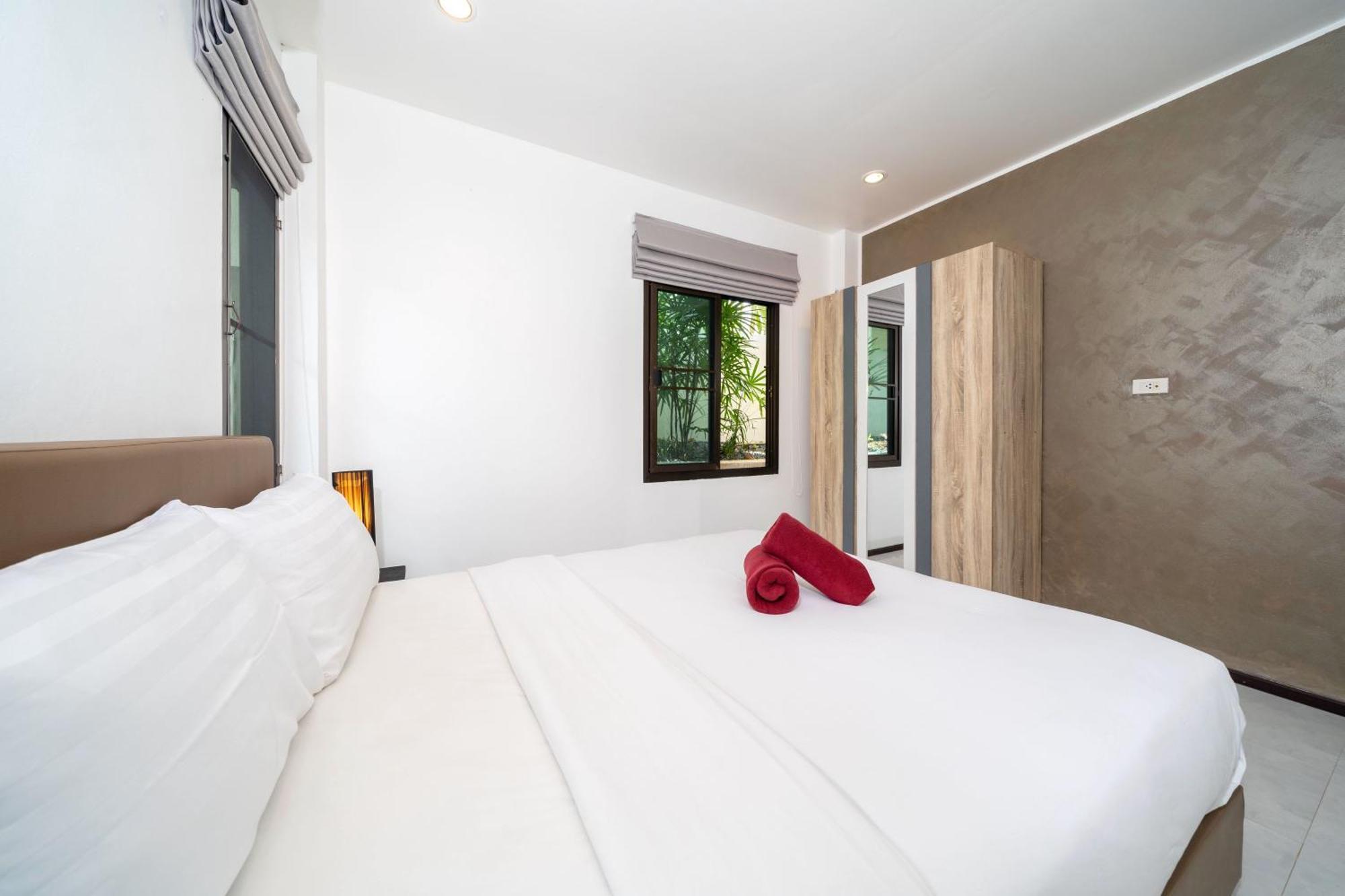 Oxavia Garden Oasis In Nai Harn - Your Private Tropical Garden With 3 Cabins And Jacuzzi Rawai Exterior photo